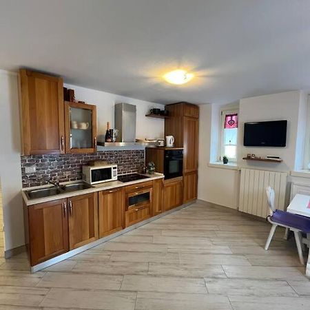 Trilocale Con Vista Piste Da Sci Lejlighed Villa d'Allegno Eksteriør billede